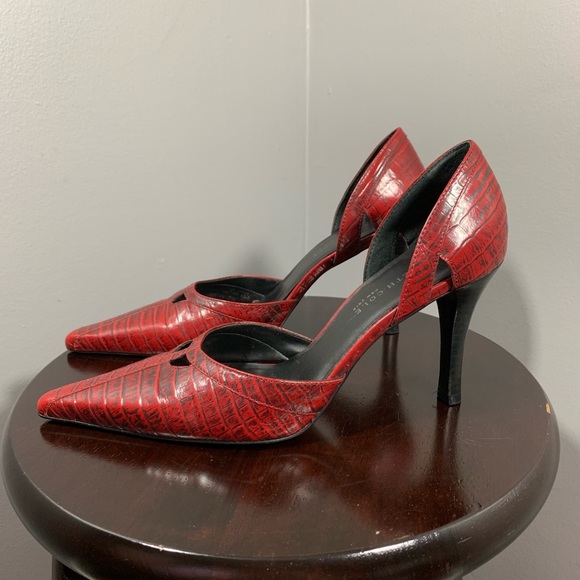 Kenneth Cole deep red snakeskin heels - Picture 3 of 6
